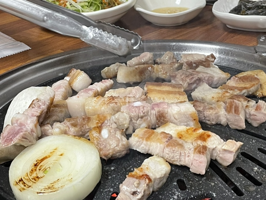 한우랑돼지랑 이미지