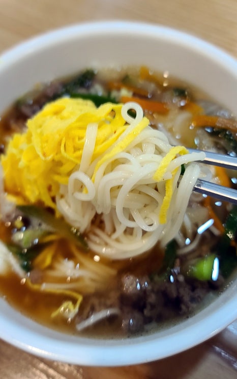 어머니손맛잔치국수 이미지