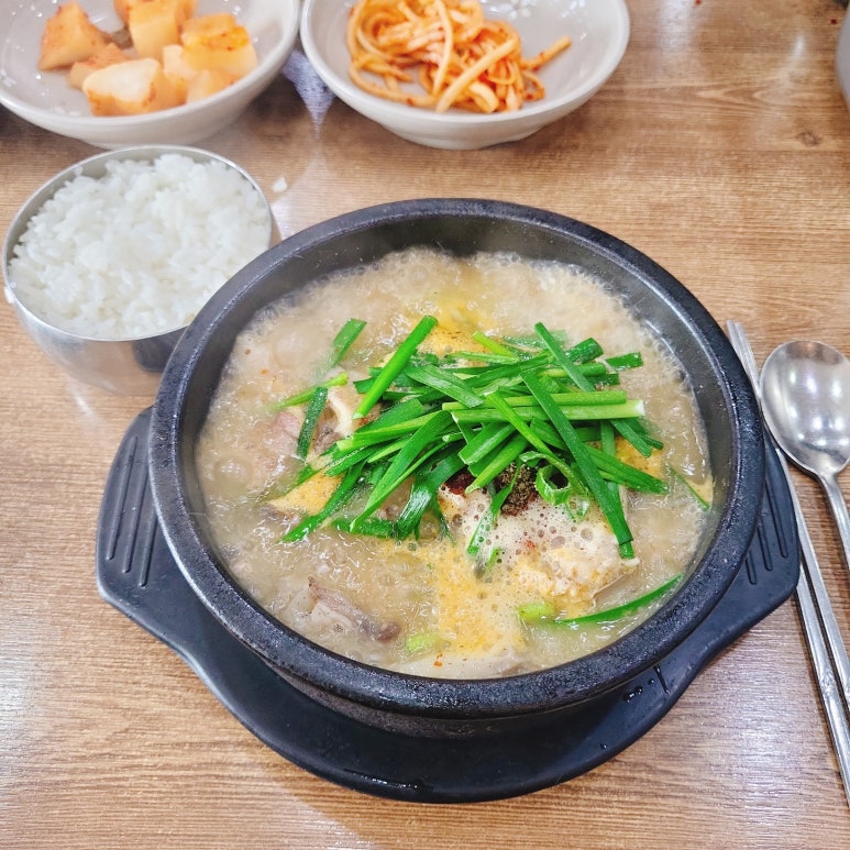 완정 신의주찹쌀순대 이미지