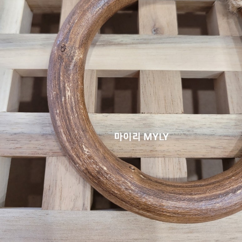 마이리(MYLY) 이미지