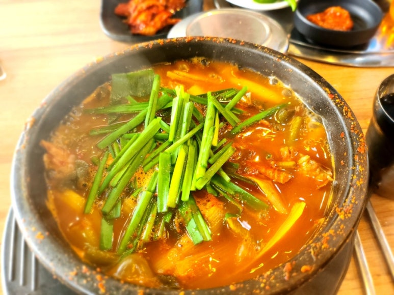 형제흑염소 이미지