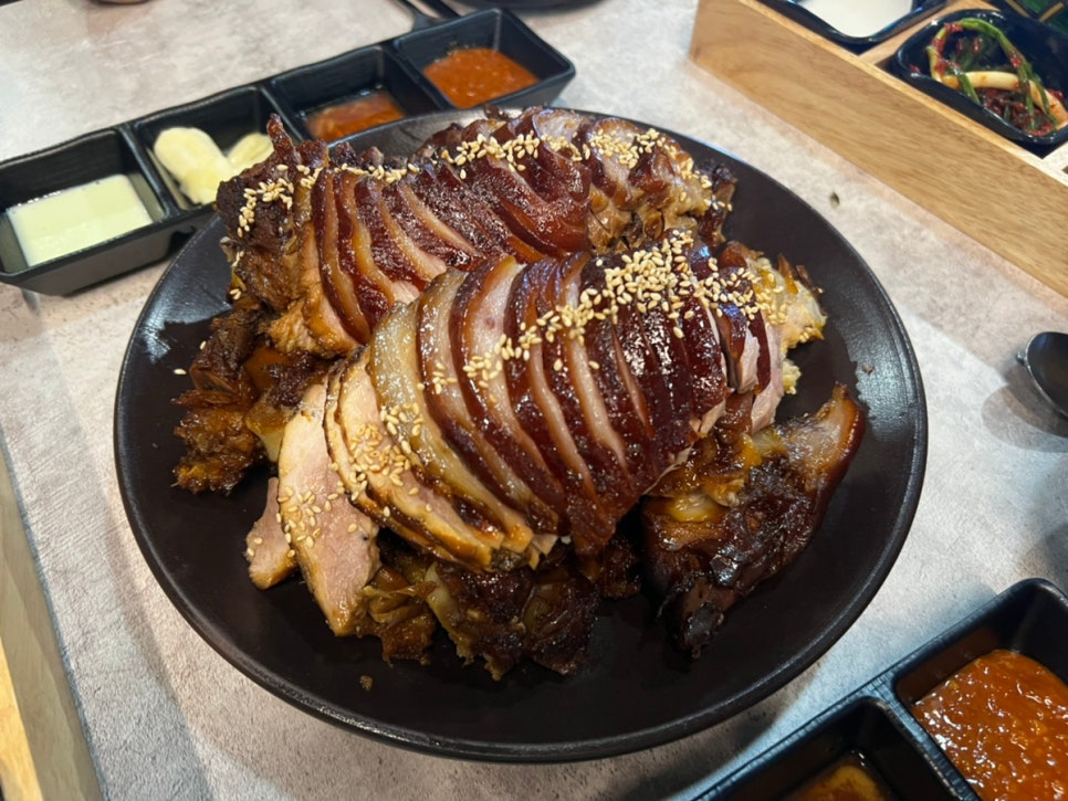 족발에 취하다 이미지