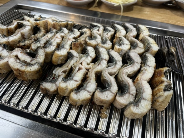동강숯불민물장어 이미지