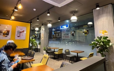 컴포즈커피춘천 이미지