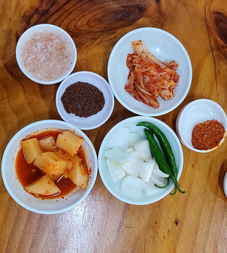 아바이삼계탕.돼지국밥 이미지