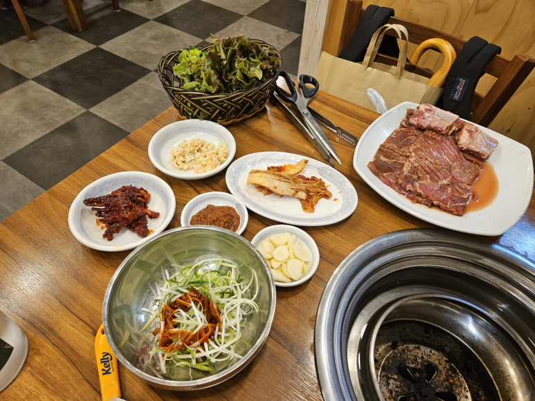 불타는도야지 이미지
