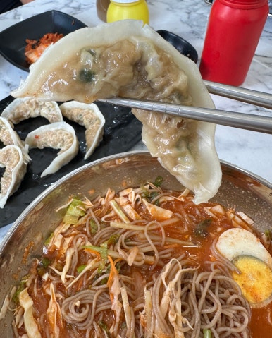 메밀꽃막국수에빠지다 이미지