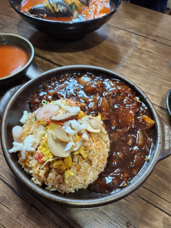황제쟁반짜장만리향 이미지