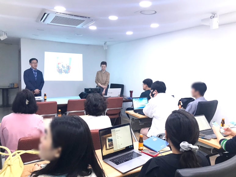 다비드커뮤니케이션즈 이미지