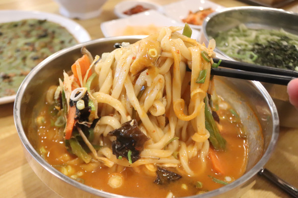 칼국수먹는날 이미지
