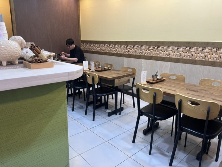 돌돌말이국수 이미지