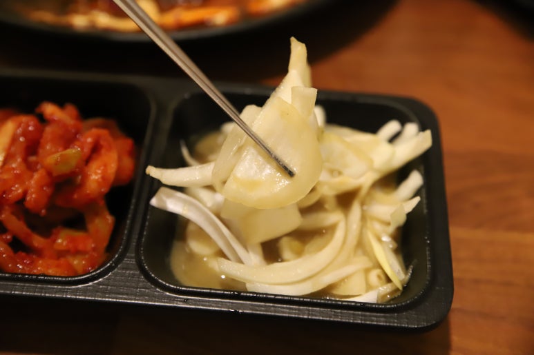 기통찬족발 이미지