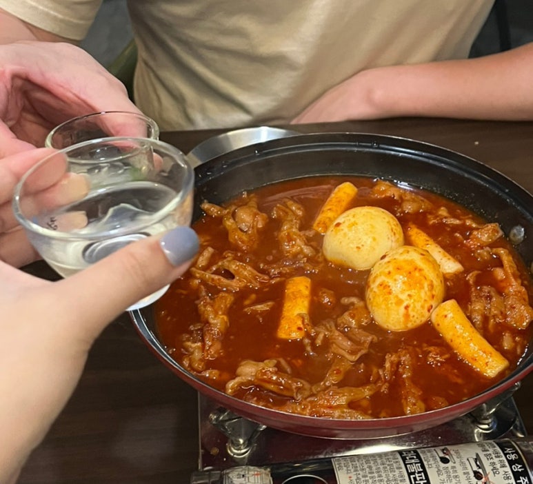 율량닭발 이미지