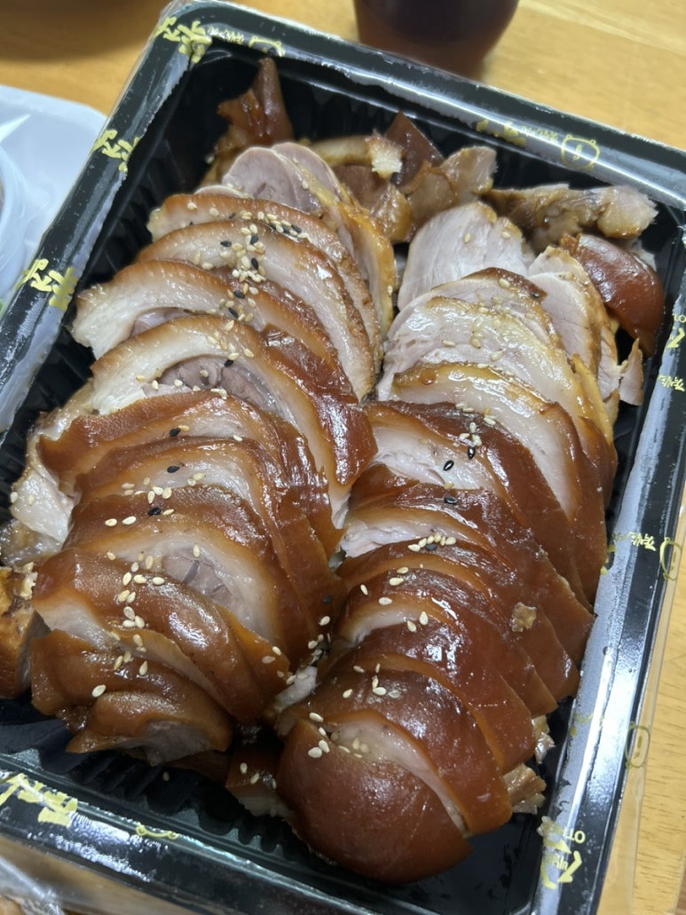 장인족발 이미지