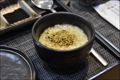 머리좋은참치 이미지