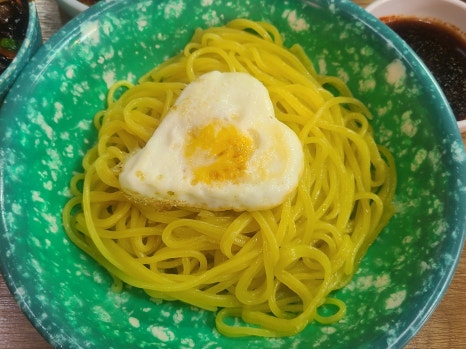 황금반점 이미지