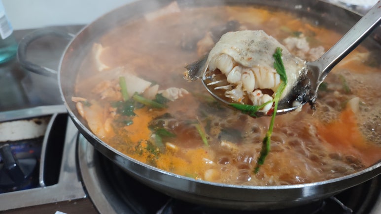 청해세꼬시 이미지