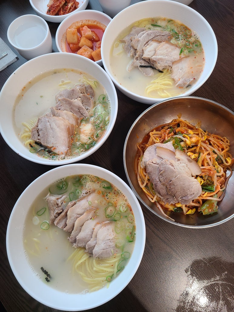 자매국수집 이미지
