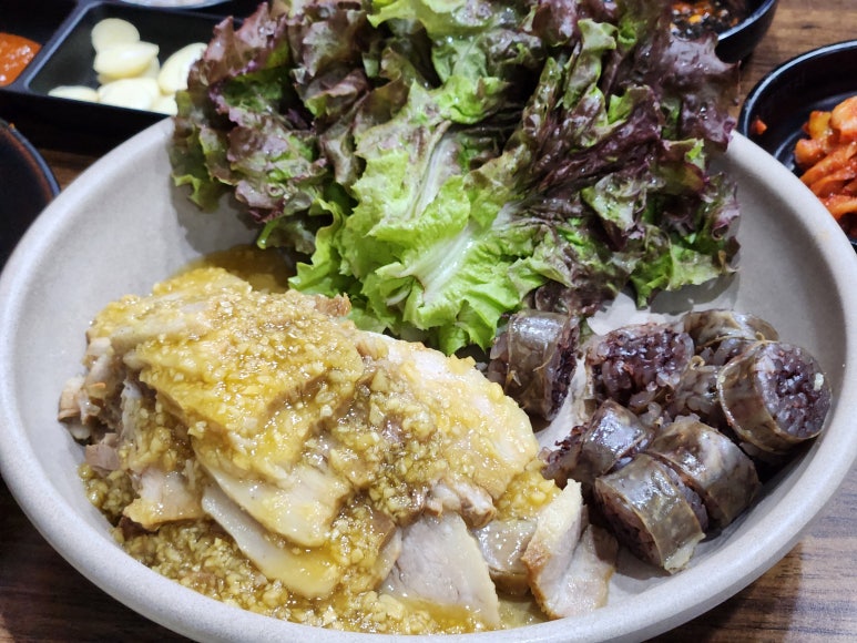 1번지보쌈족발 이미지