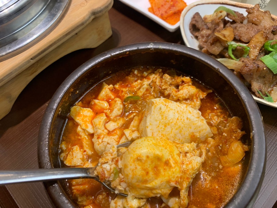 제육폭식 강동본점 이미지