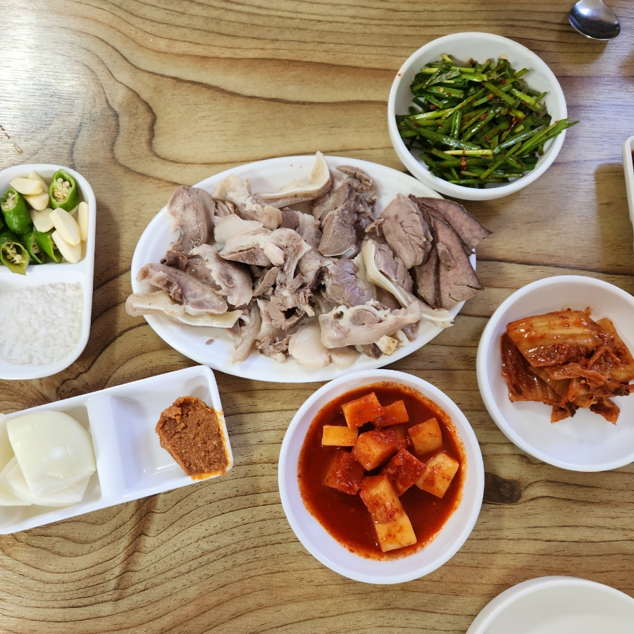 돼지식당 사진 6