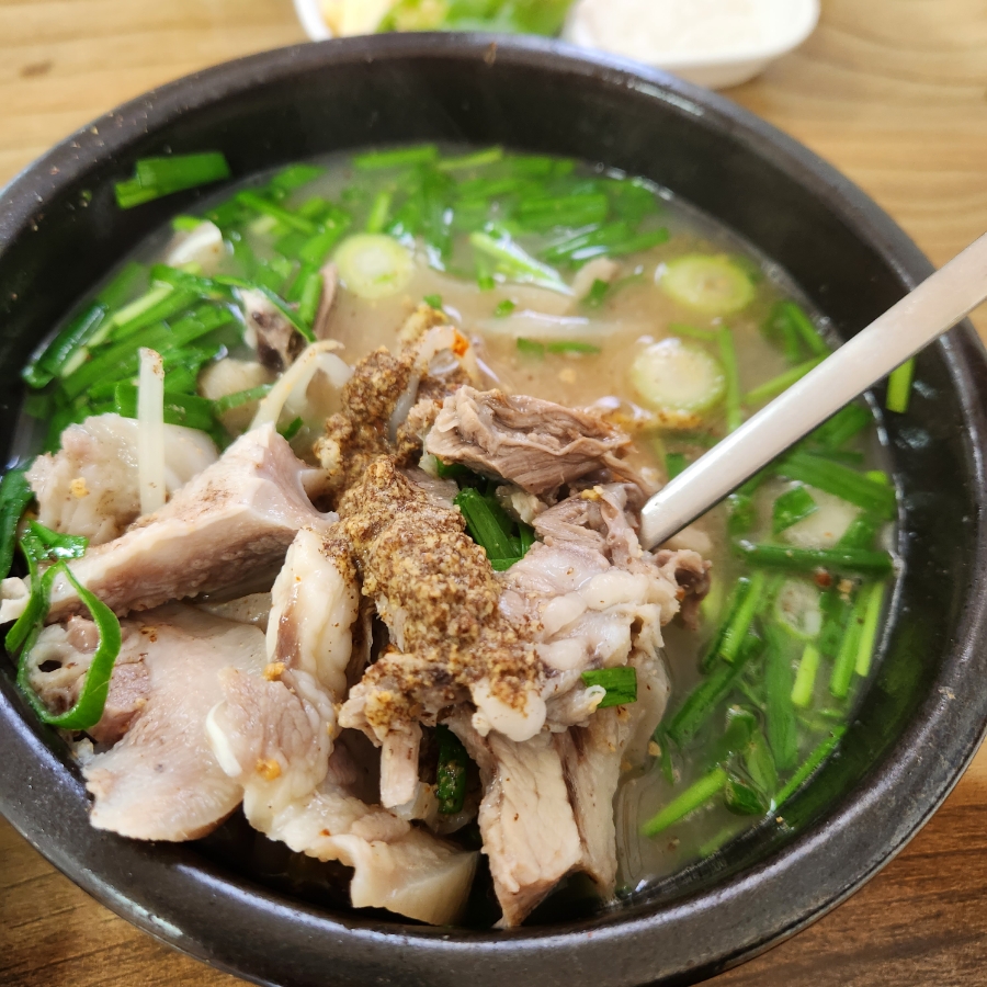 돼지식당 사진 3