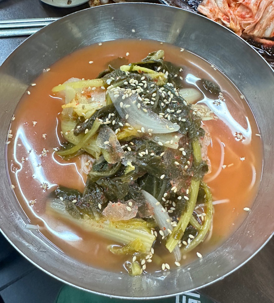 콩나물 솥뚜껑 오겹살 이미지