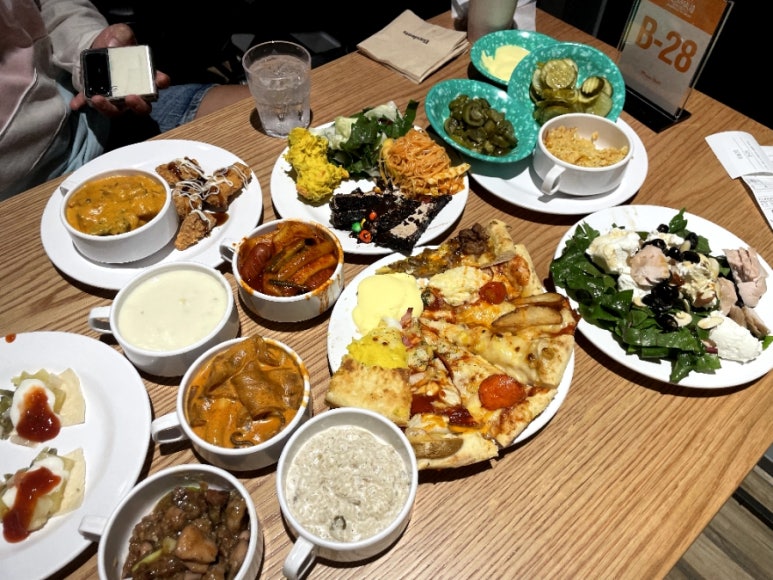 유성뷔페식당 이미지