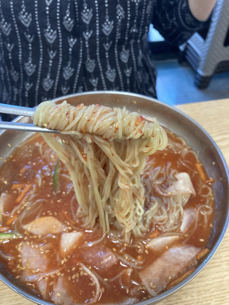 청기와냉면초계막국수 이미지