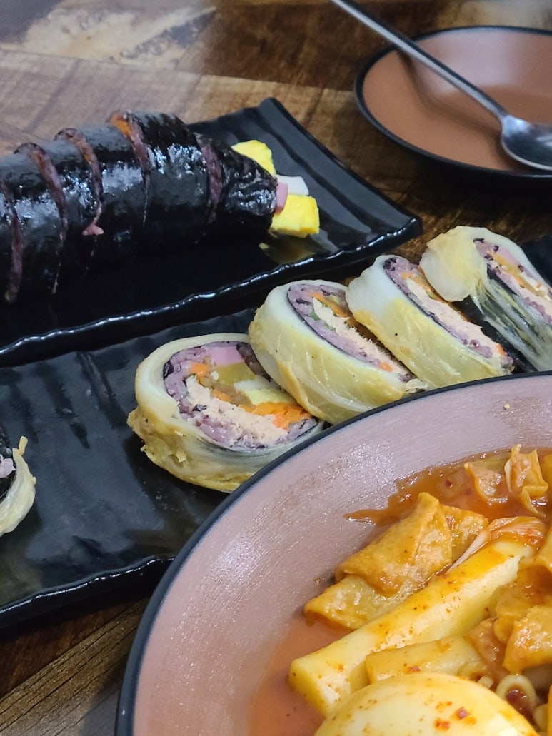 돌돌마리 김밥 이미지
