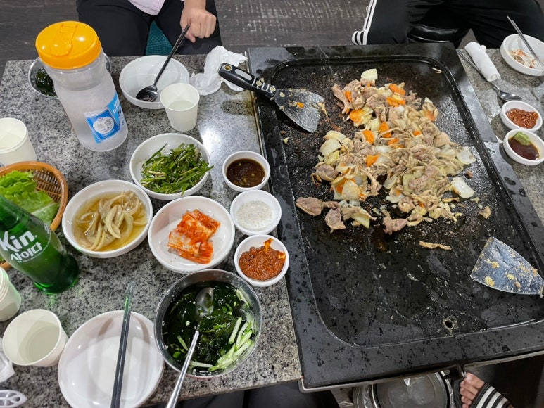 원삼골생오리돌구이 이미지