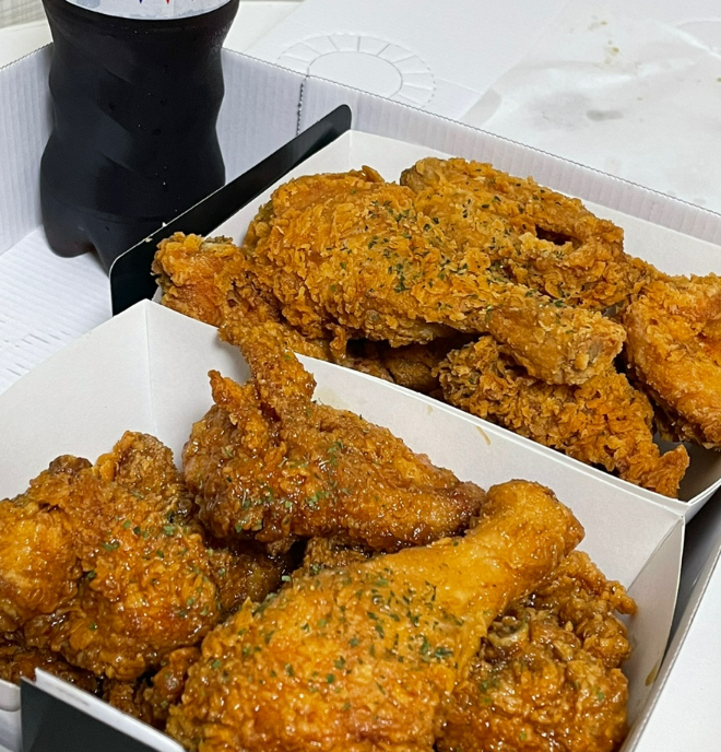 큰손1치킨2피자 이미지