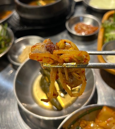 교하솥뚜껑삼겹살 이미지