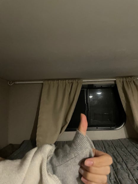 카페;행복지수 이미지