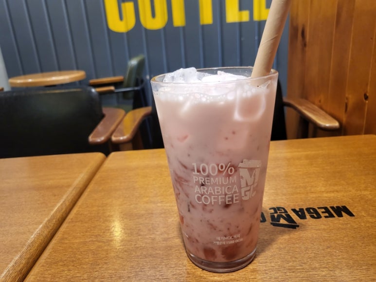 메가MGC커피 수원매탄점 대표 사진