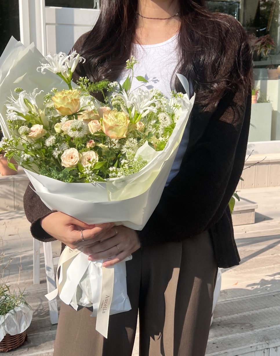 아우첼라플라워 이미지