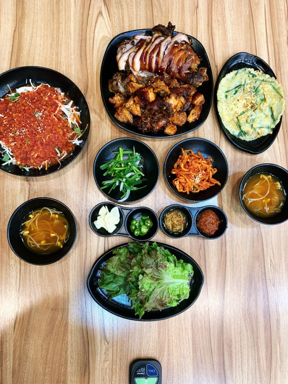 이장군왕족발 이미지