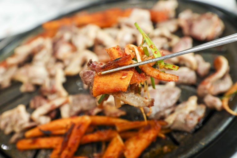 진주돌솥밥 이미지