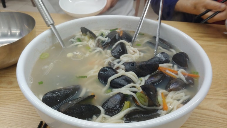 윤가네해물칼국수 이미지