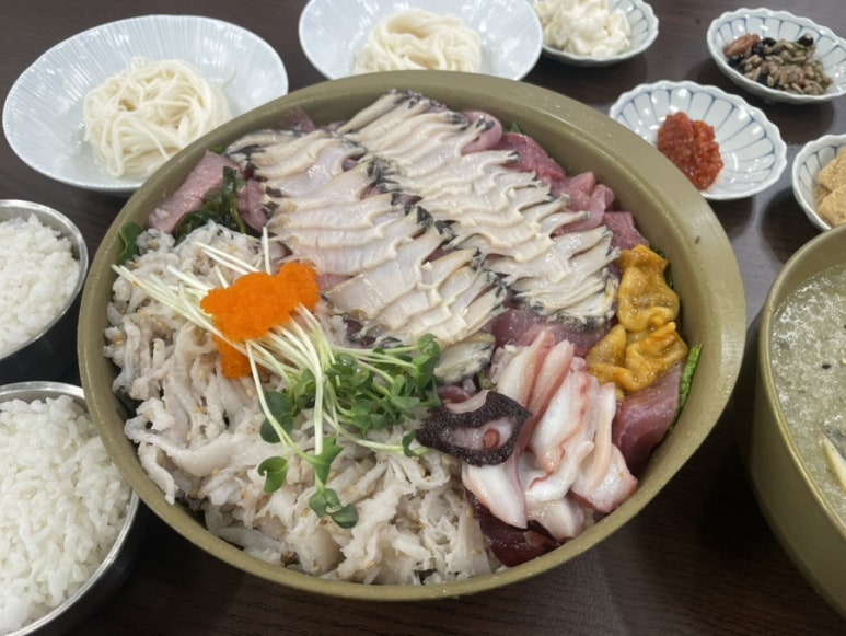 돌산아나고 이미지