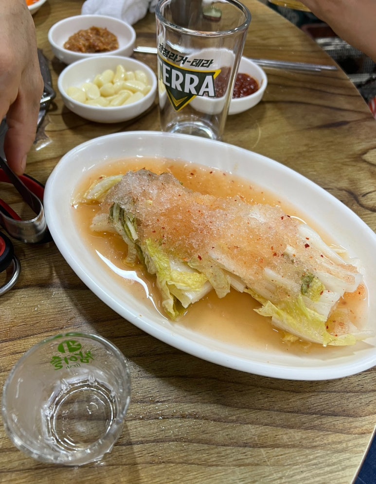 인동촌 숯불 곰장어 닭발 이미지