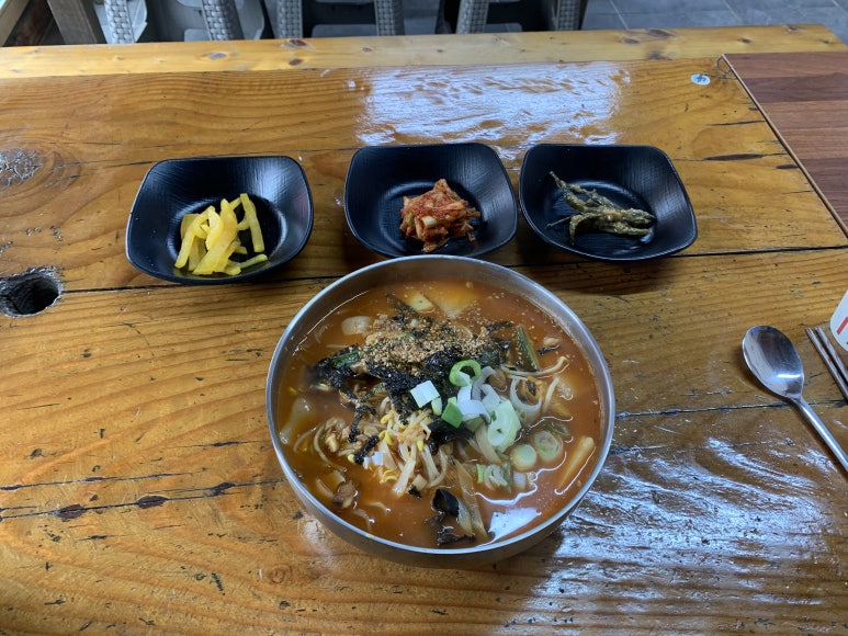 청다리쫄면 이미지