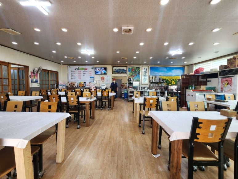 사거리공룡식당 이미지