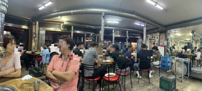 인동촌 숯불 곰장어 닭발 이미지