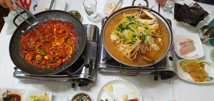 추섬 활어회 식당 이미지
