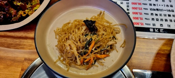 복도야지 이미지