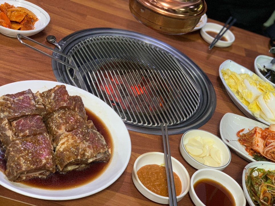 우성 참숯불갈비 이미지