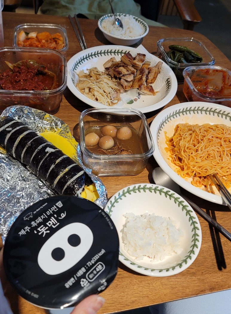 다정이네 집밥 이미지