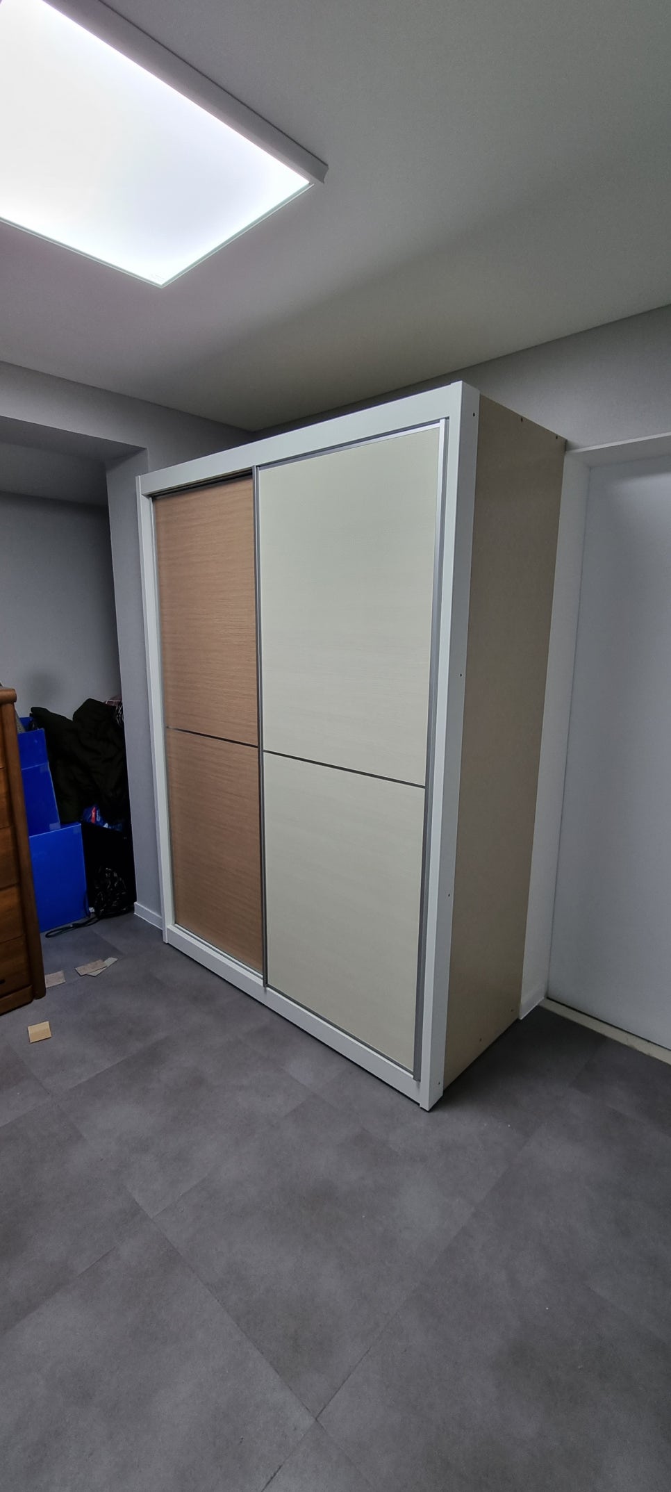 세컨퍼니쳐 이미지