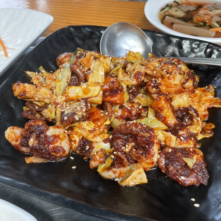 오리와 쭈꾸미 이미지